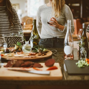 Host a Sustainable Dinner Party